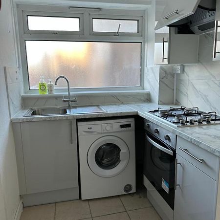 Cozy Room For Single Use London Exterior photo